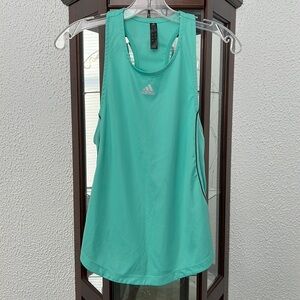 Adidas Primeblue running top in EUC.